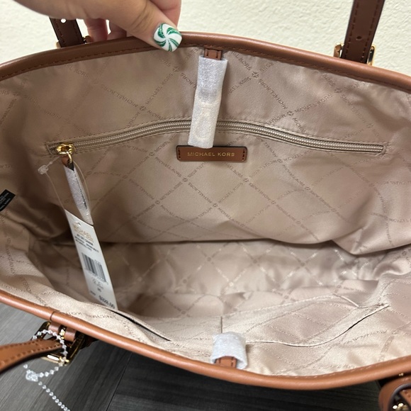 NWT michael kors - Picture 4 of 4